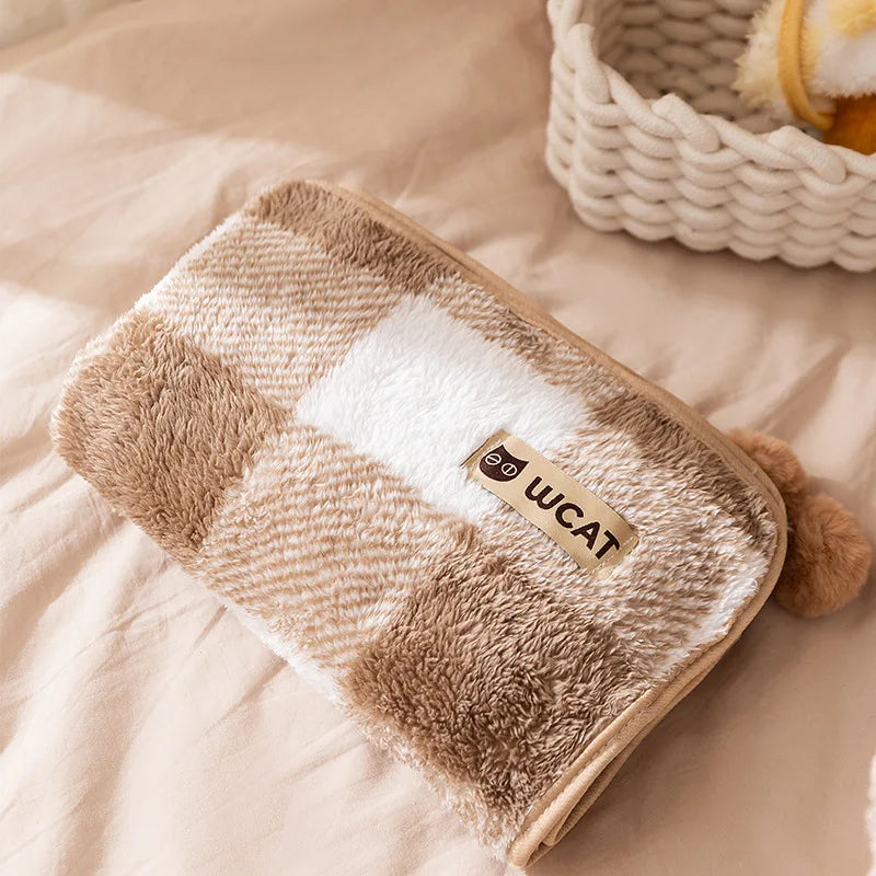 Luxe Plaid Pet Blanket